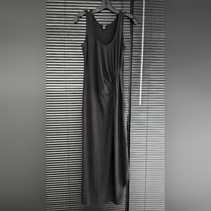 Elegant Black Maxi Dress